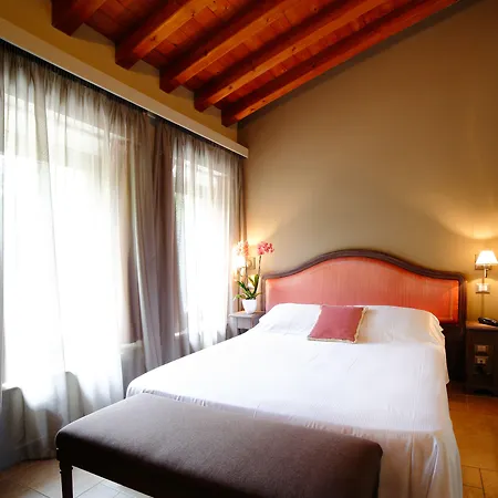 Szálloda La Maison De Vi Carpaneto Piacentino