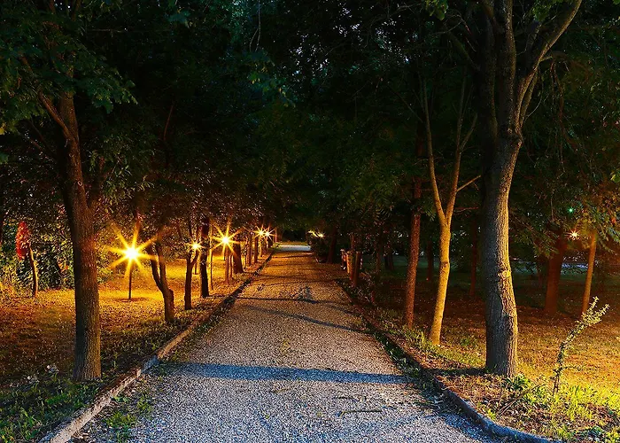 Hotel La Maison De Vi Carpaneto Piacentino