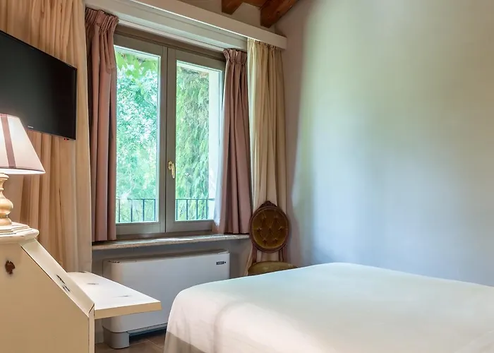 Hotel La Maison De Vi Carpaneto Piacentino